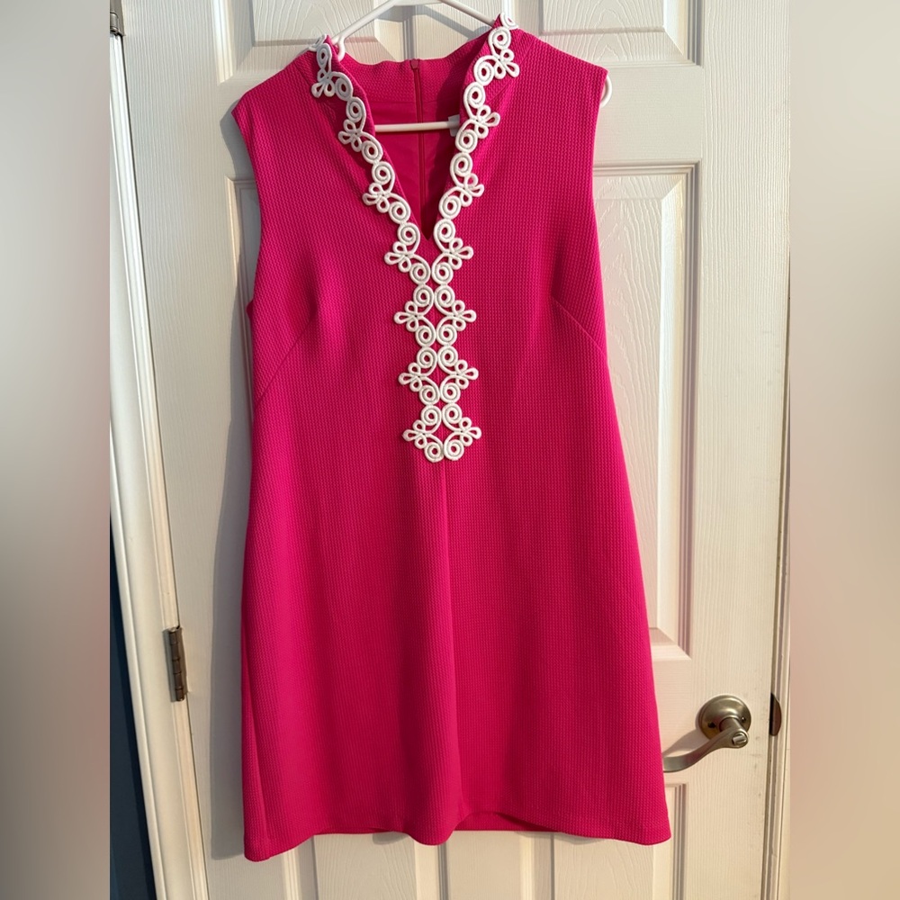 ELLE Hot Pink Sleeveless Shift Dress with White Lace Trim – Size L